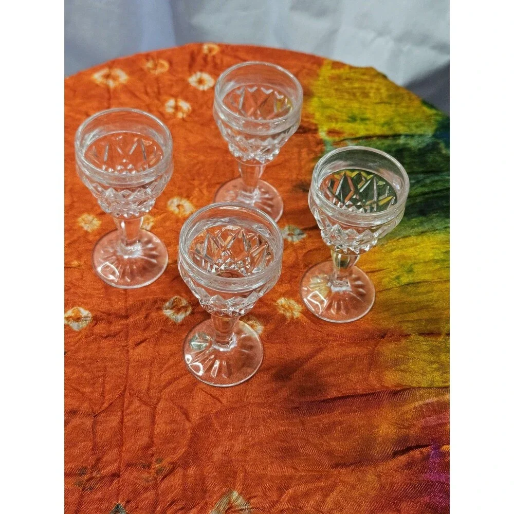 Vintage Cut Glass Decanter Set w/ Stopper & 4 Stemmed Cordial Glasses